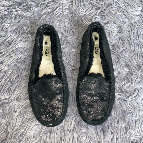 Ugg Shoes | Ugg Dakota Twinkle Women's Black Moccasin Slippers | Color: Black | Size: 8 | Pm-62247881's Closet